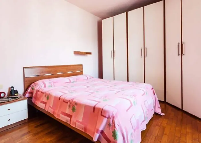 House Ospedale 2* Ghizzano