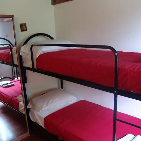 Holiday House Ospedale B&B Bed & Breakfast Ghizzano
